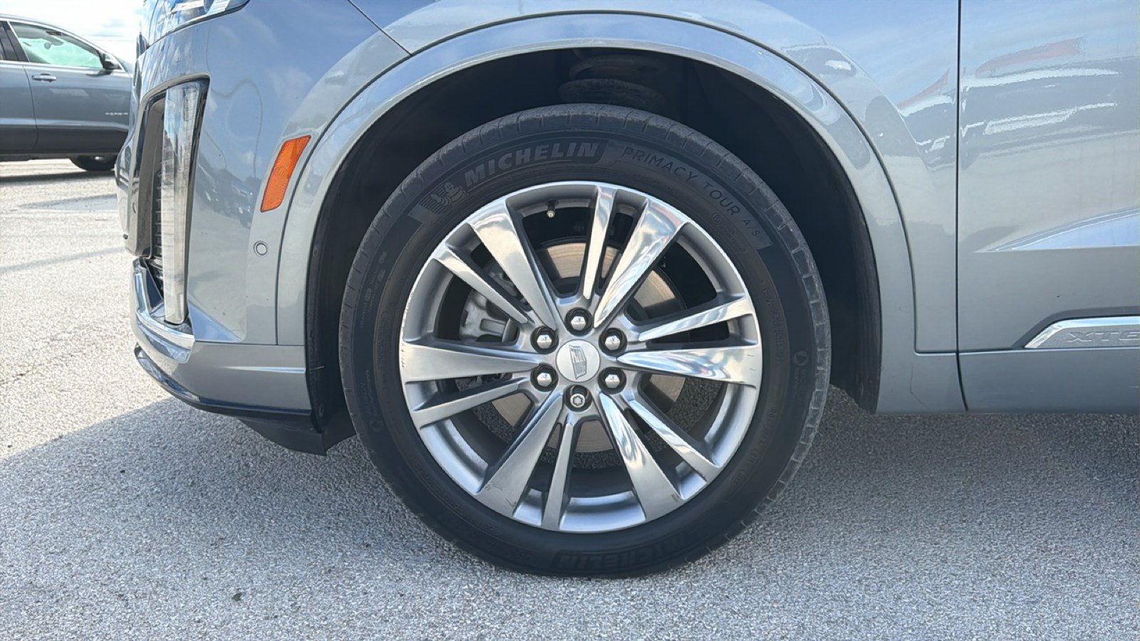 Certified 2023 Cadillac XT6 Premium Luxury w/ Technology Package AWD/4WD image 7