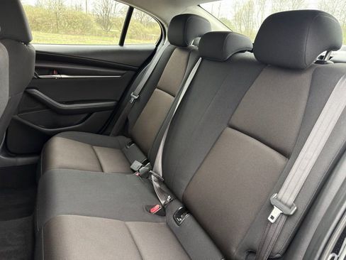 Used 2021 MAZDA MAZDA3 s image 21