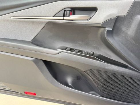 Used 2026 Toyota Camry LE FWD image 22