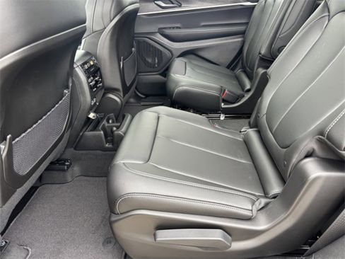 New 2025 Jeep Grand Cherokee L Limited w/ Black Appearance Package image 25