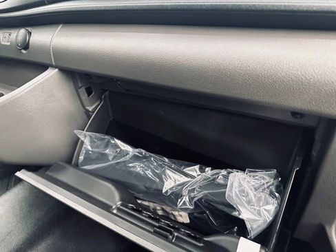 New 2026 Ford Transit 250 148 Medium Roof w/ Load Area Protection Package image 13