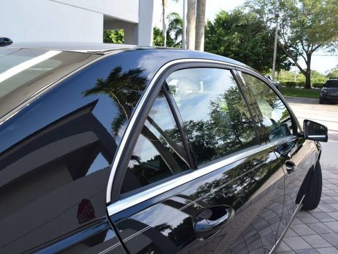 Used 2011 Mercedes-Benz E 350 4MATIC Sedan image 31