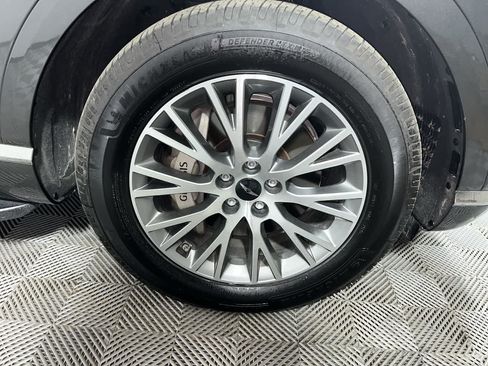 Used 2025 Genesis GV80 2.5T AWD/4WD image 10