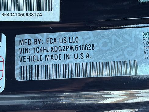 Used 2023 Jeep Wrangler Unlimited Sport image 29