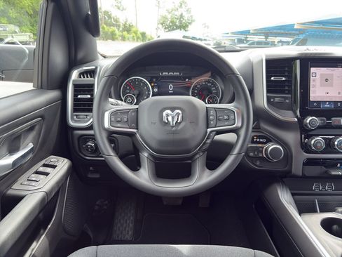 New 2026 RAM 1500 Express AWD/4WD image 12