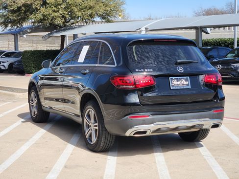 Certified 2022 Mercedes-Benz GLC 300 4MATIC image 4