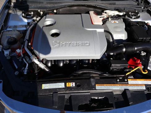 Used 2012 Ford Fusion Hybrid image 38