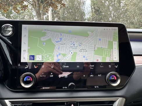 Used 2025 Lexus RX 450h AWD w/ Luxury Package image 22