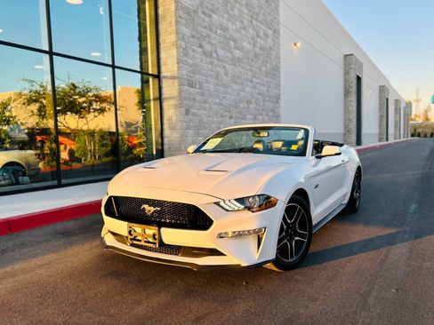 Used 2019 Ford Mustang GT Premium RWD image 5