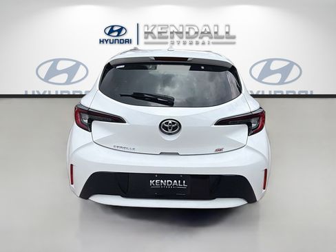 Used 2023 Toyota Corolla SE FWD image 5