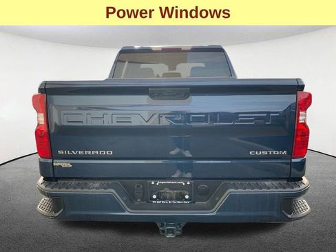 Used 2023 Chevrolet Silverado 1500 Custom image 12