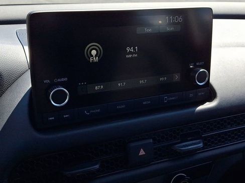 Certified 2023 Honda HR-V LX image 16