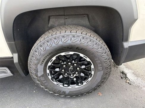 New 2026 Chevrolet Silverado EV Trail Boss w/ Plus Package image 38