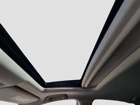 Used 2018 Honda Accord Touring image 20