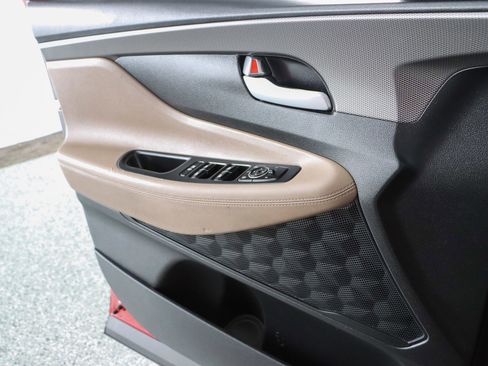 Used 2020 Hyundai Santa Fe SEL image 19