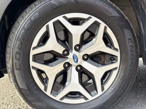 Used 2020 Subaru Forester Premium image 14