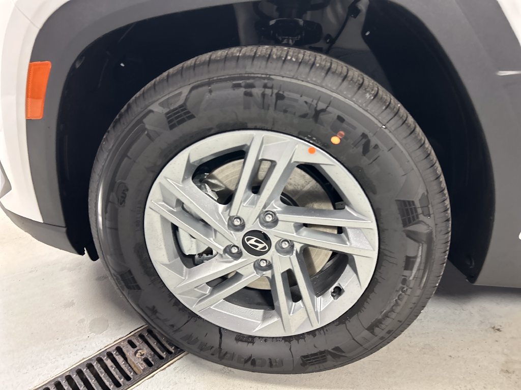 New 2026 Hyundai Tucson SE FWD image 9