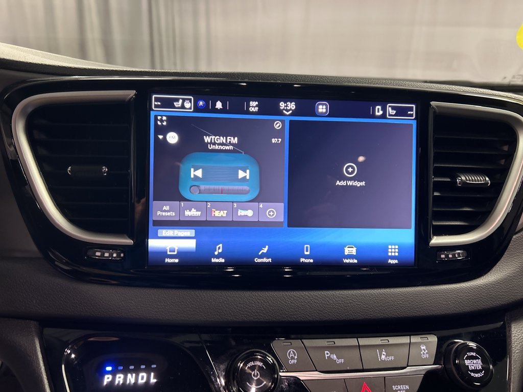 Used 2026 Chrysler Pacifica Select w/ S Appearance Package FWD image 17