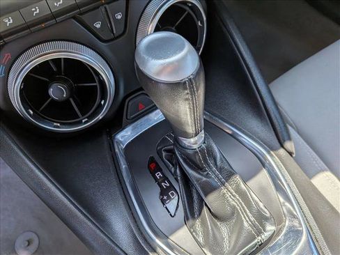 Certified 2023 Chevrolet Camaro LT RWD image 15