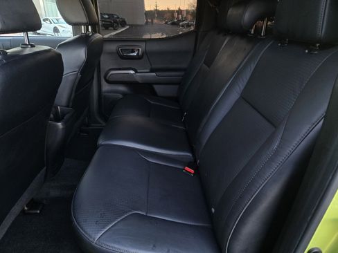 Certified 2023 Toyota Tacoma TRD Sport image 14