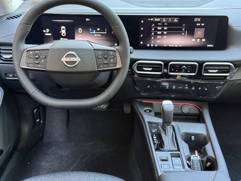 New 2026 Nissan Sentra SV w/ SV Convenience Package FWD image 22