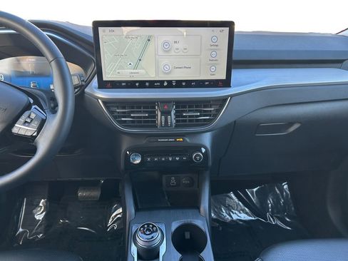 Used 2024 Ford Escape Platinum image 12