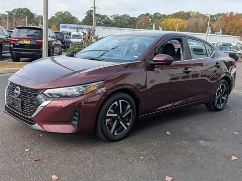 Used 2024 Nissan Sentra SV image 8