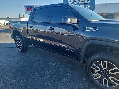 Used 2025 GMC Sierra 1500 AT4 w/ AT4 Preferred Package image 6