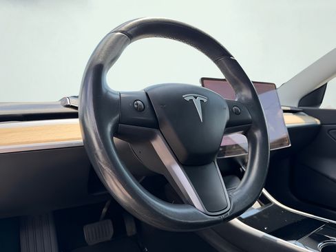 Used 2019 Tesla Model 3 Mid Range RWD image 48