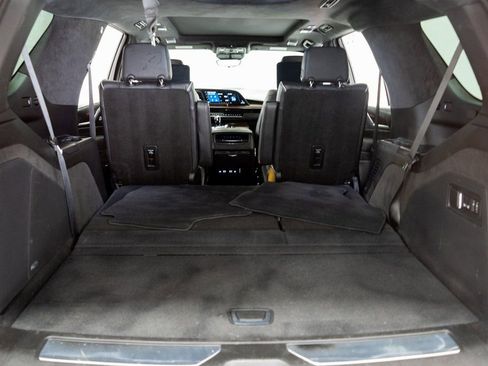 Used 2024 Cadillac Escalade Sport Platinum image 45