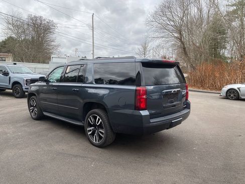 Used 2020 Chevrolet Suburban Premier image 8