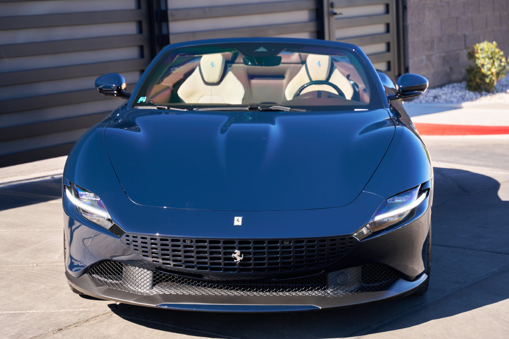 Used 2025 Ferrari Roma Spider RWD image 4
