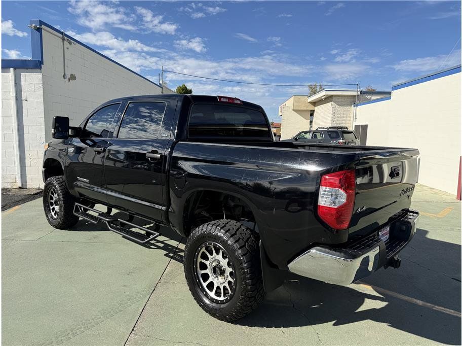 Used 2017 Toyota Tundra SR5 AWD/4WD image 8