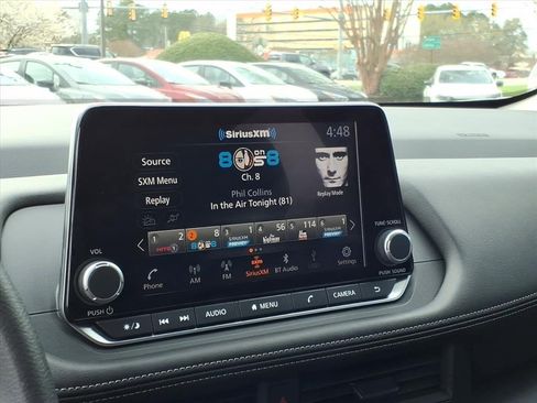 Used 2024 Nissan Rogue S image 18