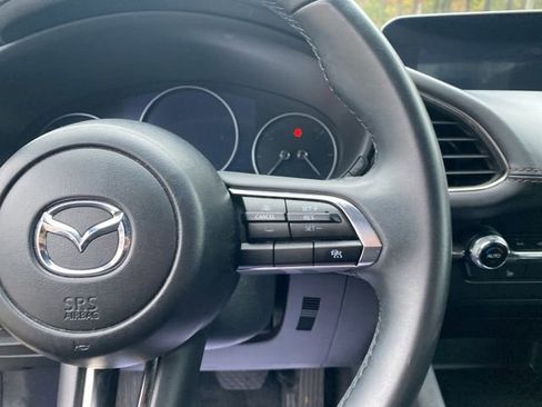 Used 2024 MAZDA MAZDA3 s image 29