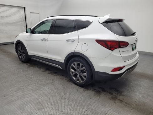 Used 2018 Hyundai Santa Fe Sport image 3