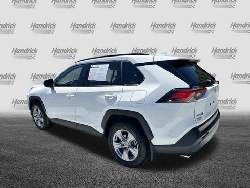 Certified 2025 Toyota RAV4 LE AWD/4WD image 8