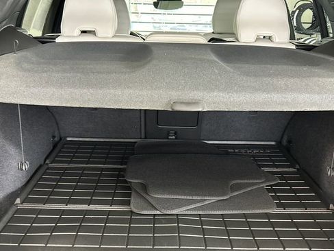 Certified 2023 Volvo XC40 B5 Plus w/ Driver Assist Package image 26