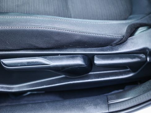 Used 2021 Honda Insight EX image 29