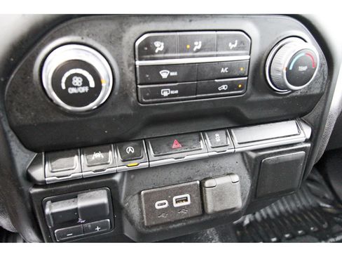 Used 2024 Chevrolet Silverado 1500 W/T w/ WT Value Package AWD/4WD image 29