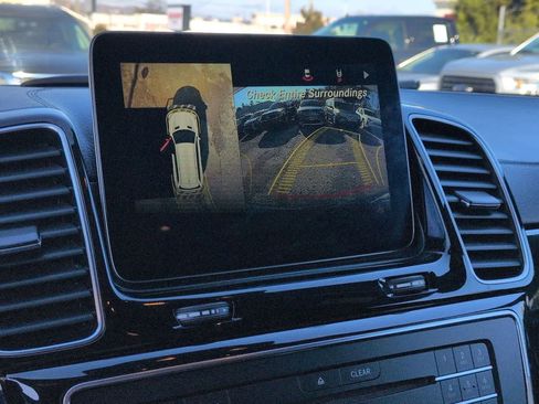 Used 2017 Mercedes-Benz GLS 450 4MATIC image 21