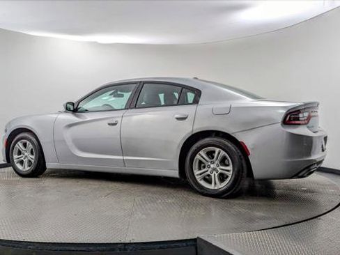 Used 2021 Dodge Charger SXT w/ Leather Interior Group image 6