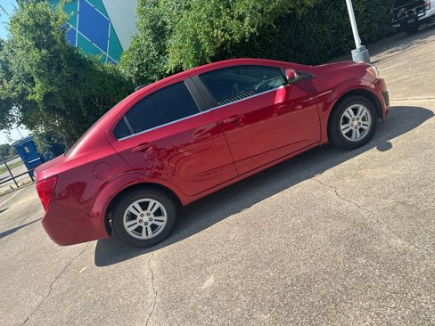 Used 2015 Chevrolet Sonic LT FWD image 6