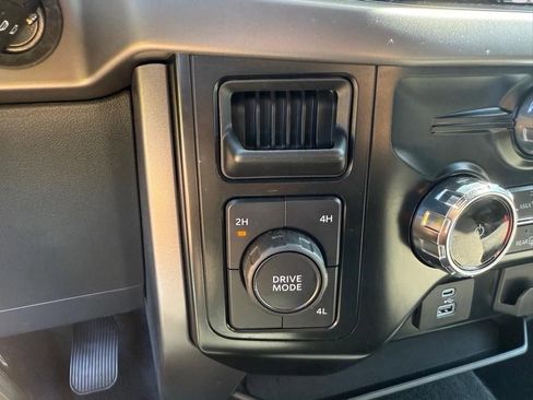 Used 2024 Ford F150 XLT image 16