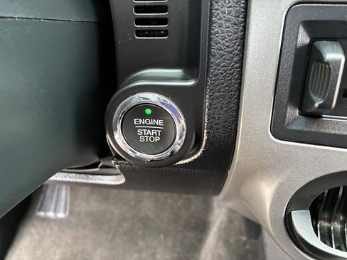 Used 2017 Ford Expedition EL Platinum image 33