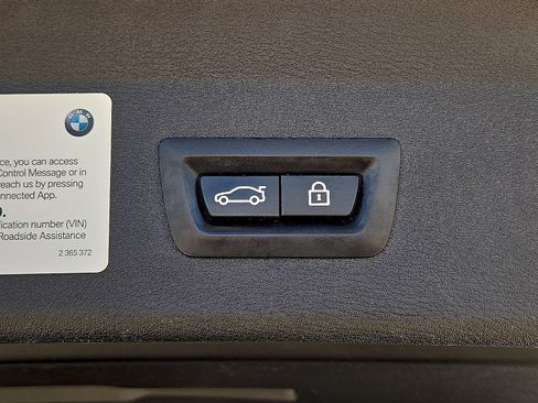 Used 2018 BMW X1 xDrive28i AWD/4WD image 15