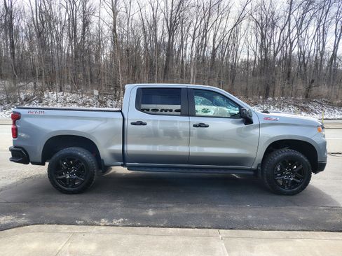 Used 2023 Chevrolet Silverado 1500 LT Trail Boss w/ Protection Package image 7