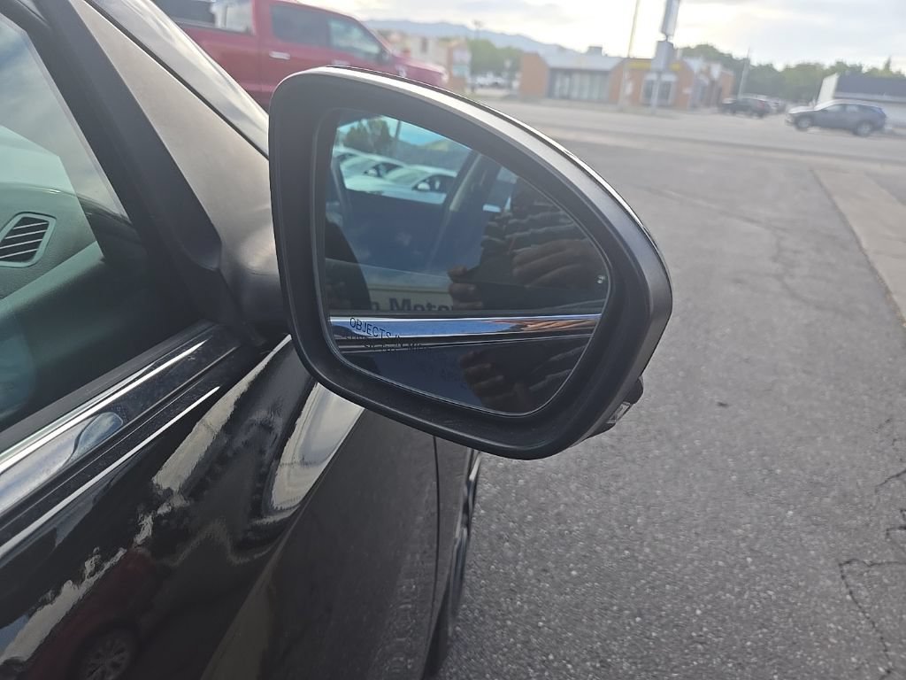 Used 2025 Nissan Sentra SR FWD image 29