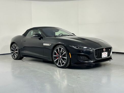 Used 2022 Jaguar F-TYPE R image 1