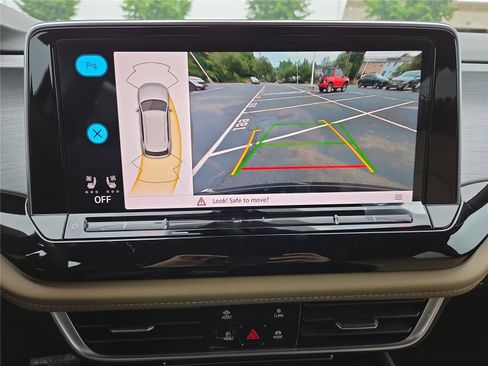 New 2026 Volkswagen Atlas Cross Sport SE AWD/4WD image 19